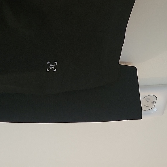 Lululemon Henley LS Shirt - Picture 4 of 4